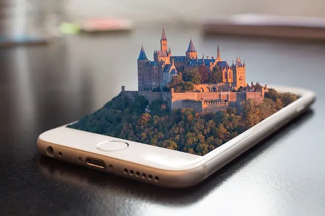 mobilephone-smartphone-hohenzollerncastle-2601081767890290..webp